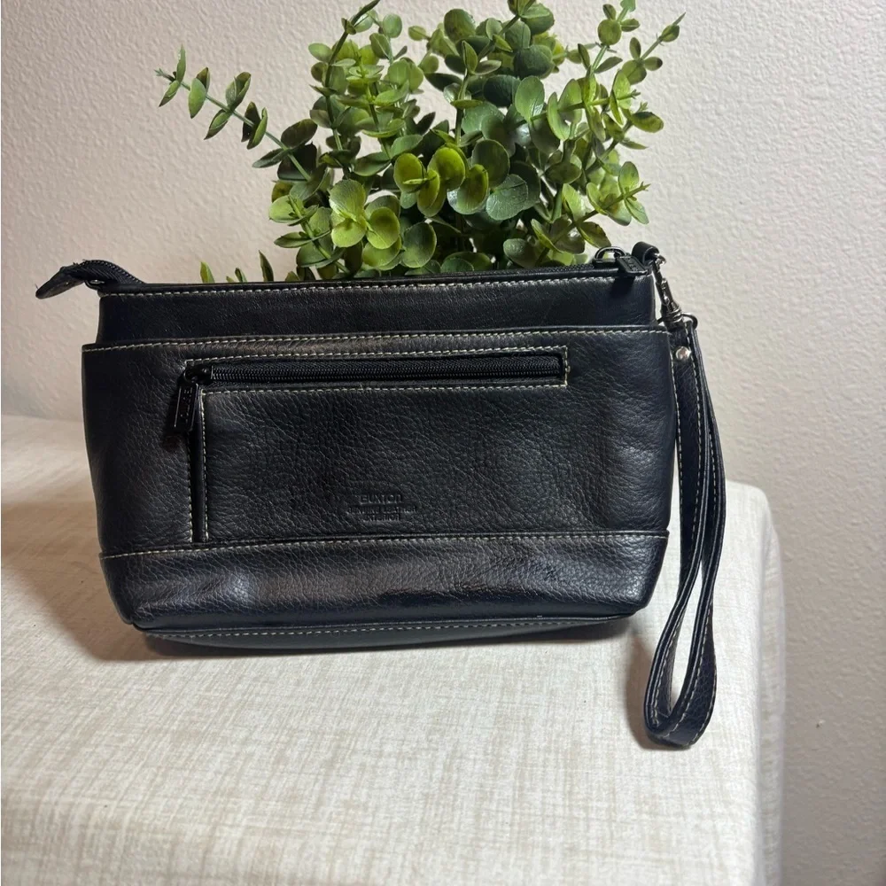 Bougie‎ Buxton Black Leather Clutch Wristlet